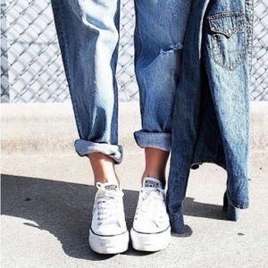 Converse Platform White